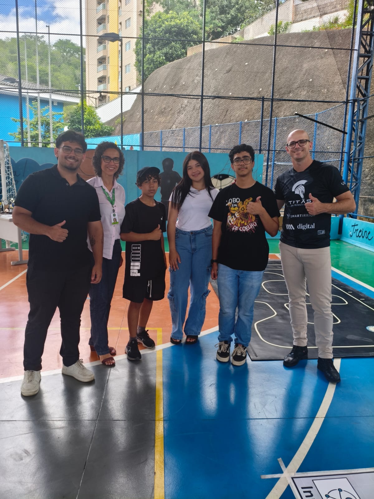 d52e6e09 4eb4 4e85 b7f5 352d76f2932b